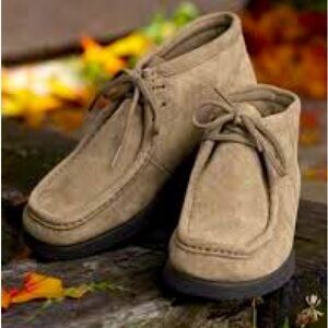 Hush Puppies Bridgeport Classic Taupe suede